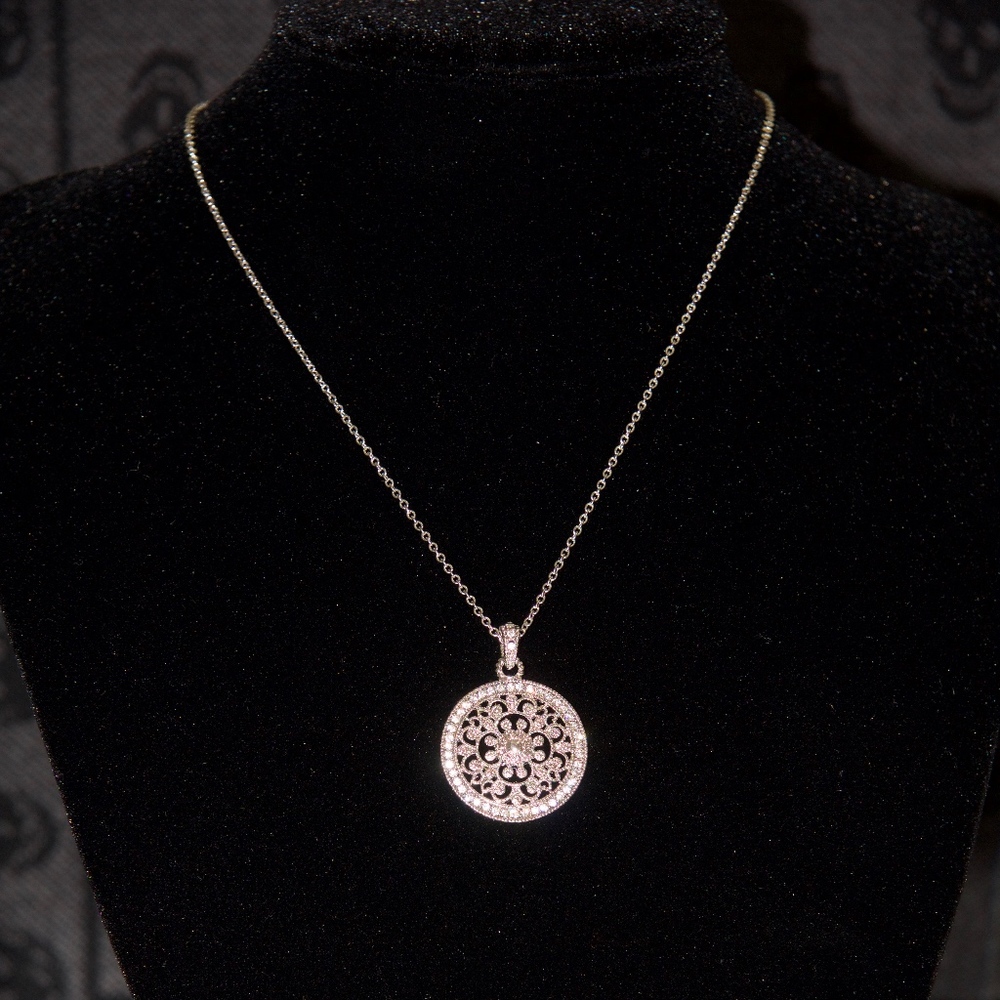 14kt Gold Dipped Topaz Detailed Pave Necklace - Picture 4 of 6